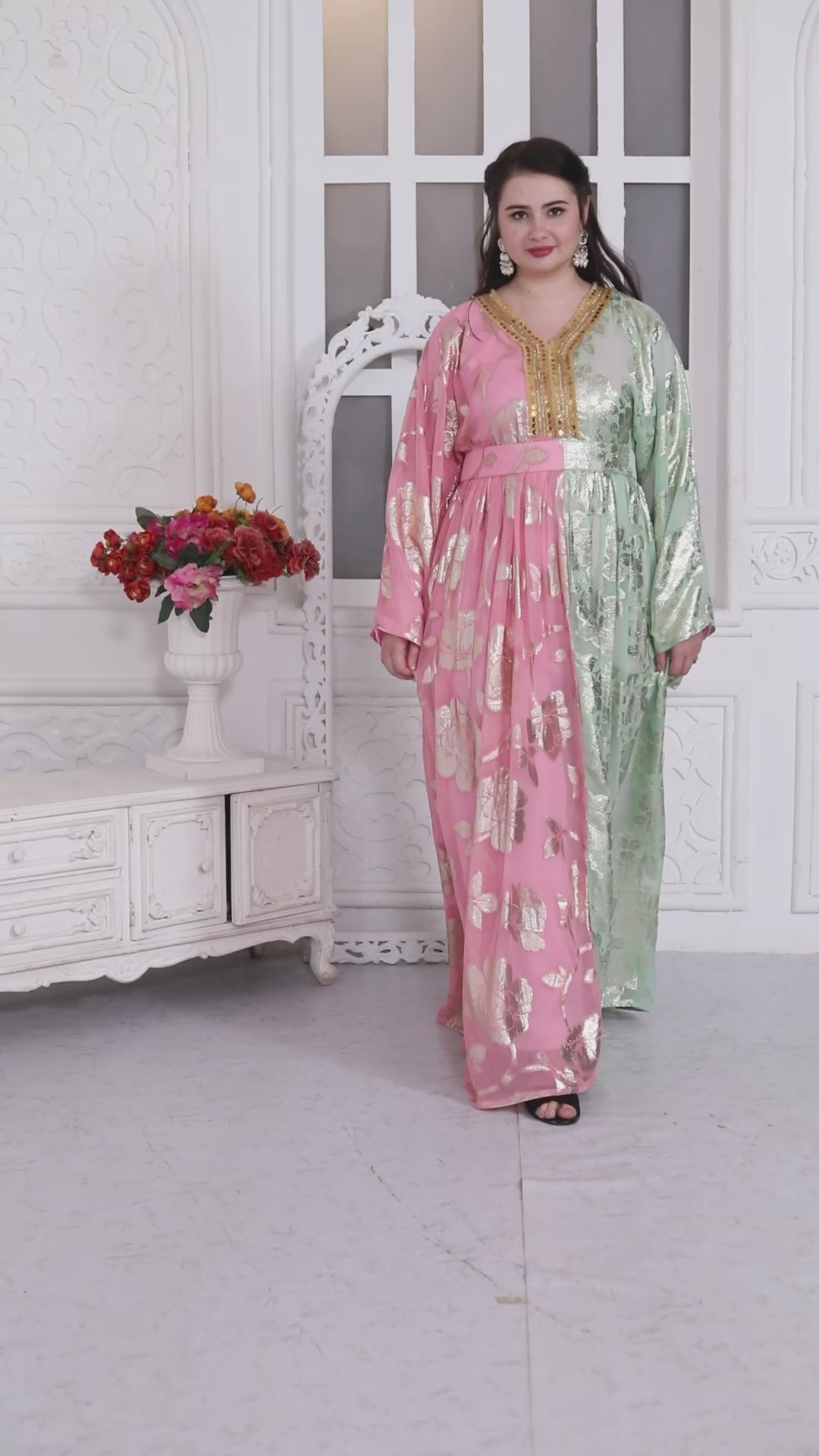 Designer-Wear Dual Tone Jalabiya Kaftan In Brasso