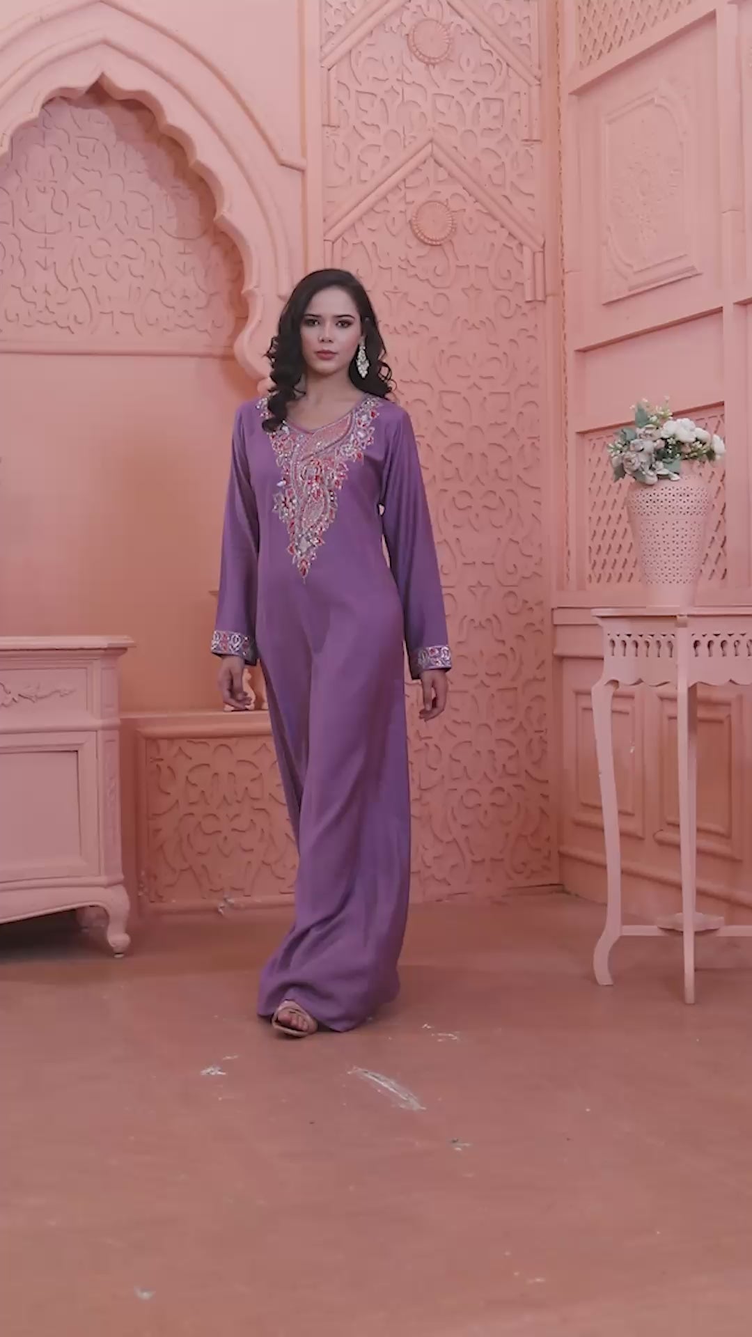 Modestwear Jalabiya in Mauve with Floral Thread & Stone Embroidery